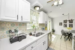 6903 La Violetta Dr, Houston, TX 77083 - Photo 11
