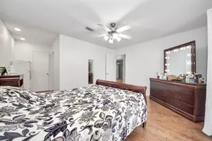 6903 La Violetta Dr, Houston, TX 77083 - Photo 21