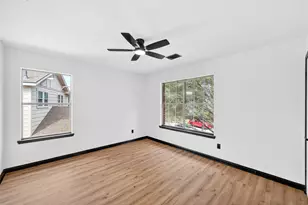 7803 Blackbird Ln, Baytown, TX 77523 - Photo 29