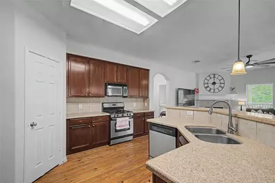 315 West Drive, Kemah, TX 77565 - Photo 13