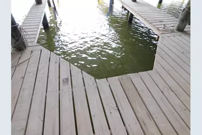 10W Port Street, Port Lavaca, TX 77979 - Photo 5