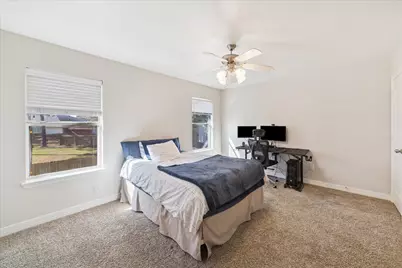 18627 Walden Glen Circle, Humble, TX 77346 - Photo 7