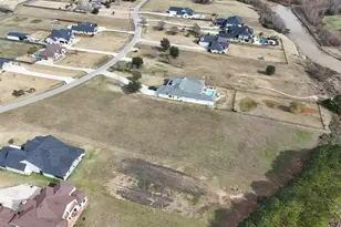 11701 Grand View Dr, Montgomery, TX 77356 - Photo 7