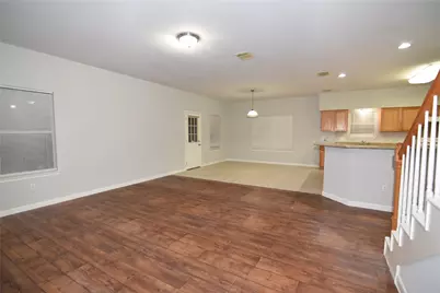 6807 Turtlewood Drive, Houston, TX 77072 - Photo 9