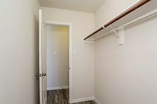 10118 10118 Dr, Houston, TX 77044 - Photo 7