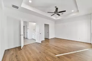 2511 S Houston Ave, Pearland, TX 77581 - Photo 13