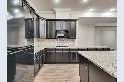 2011 Amado Lane, League City, TX 77573 - Photo 9