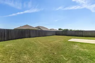 24814 Crimson Pine Dr, Huffman, TX 77336 - Photo 5