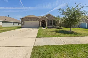 24814 Crimson Pine Dr, Huffman, TX 77336 - Photo 1