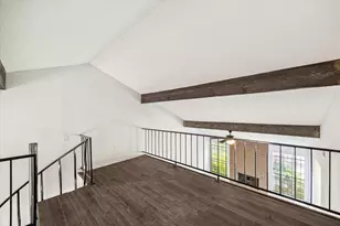 8628 Maplecrest Dr, Houston, TX 77099 - Photo 7