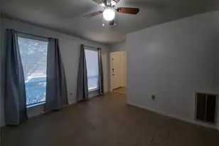 6405 Teal Run Dr, Houston, TX 77035 - Photo 25