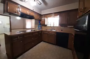 6405 Teal Run Dr, Houston, TX 77035 - Photo 23