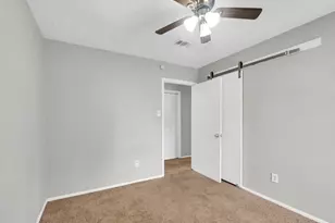 8406 Daycoach Ln, Houston, TX 77064 - Photo 17