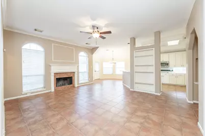 7111 Glenwood Drive, Sugar Land, TX 77479 - Photo 11