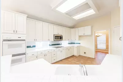 7111 Glenwood Drive, Sugar Land, TX 77479 - Photo 15