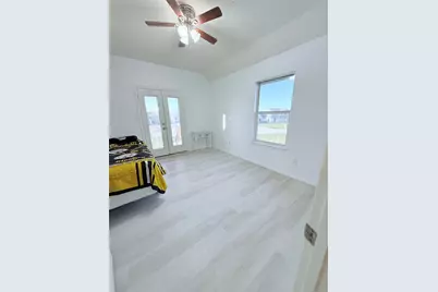 3226 Royal Palm Drive, Mont Belvieu, TX 77523 - Photo 7