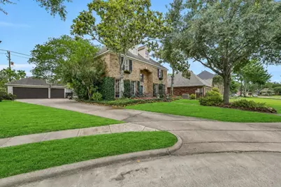 2111 Riverside Drive, League City, TX 77573 - Photo 3