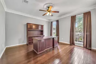 2111 Riverside Dr, League City, TX 77573 - Photo 7