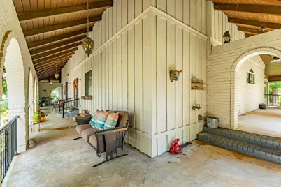 121 Stucker Lane, West Columbia, TX 77486 - Photo 9