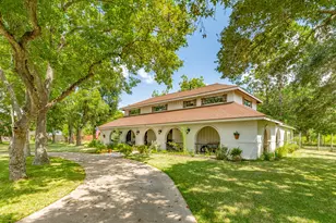 121 Stucker Ln, West Columbia, TX 77486 - Photo 3