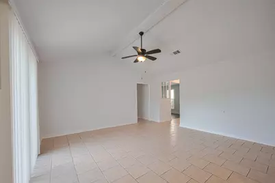 7926 Jonquil Drive, Texas City, TX 77591 - Photo 5