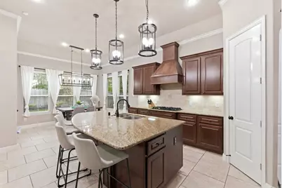 7 Camplight Court, The Woodlands, TX 77389 - Photo 17