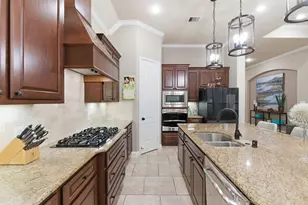 7 Camplight Court, The Woodlands, TX 77389 - Photo 19