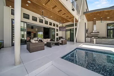 4043 Maranatha Drive, Sugar Land, TX 77479 - Photo 9