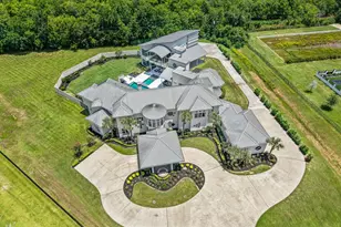 4043 Maranatha Dr, Sugar Land, TX 77479 - Photo 5