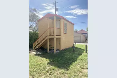 1907 O 1/2 #C, Galveston, TX 77550 - Photo 1
