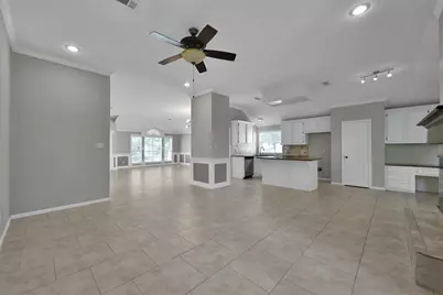 129 Dawn's Edge, Conroe, TX 77356 - Photo 15