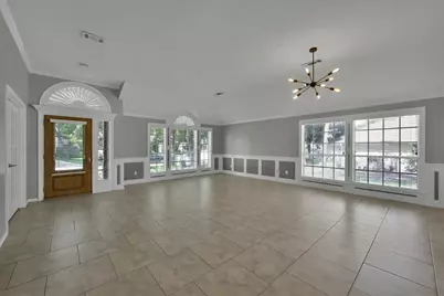 129 Dawn's Edge, Conroe, TX 77356 - Photo 5