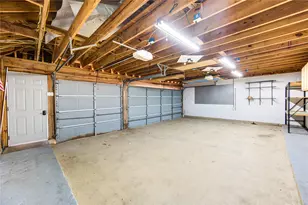 1016 Applewood Dr, Friendswood, TX 77546 - Photo 35