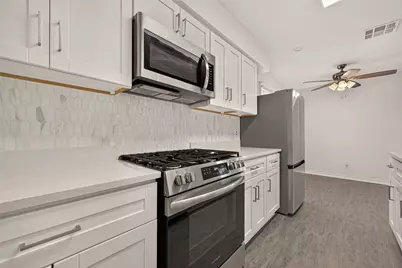 11819 S Evelyn Circle, Houston, TX 77071 - Photo 15