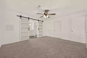 11819 S Evelyn Cir, Houston, TX 77071 - Photo 25