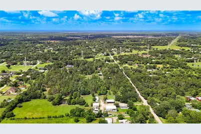 2052 County Road 540, Alvin, TX 77511 - Photo 27