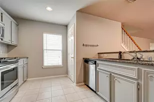 1718 Redwing Cove Dr, Houston, TX 77009 - Photo 13