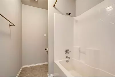 1718 Redwing Cove Drive, Houston, TX 77009 - Photo 27