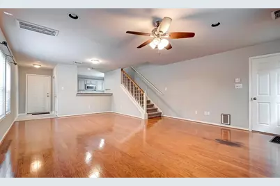 1718 Redwing Cove Drive, Houston, TX 77009 - Photo 9