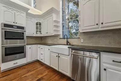 23 Watertree Drive, The Woodlands, TX 77380 - Photo 17