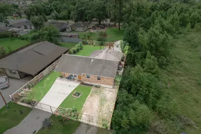 8002 Carolwood Drive, Houston, TX 77028 - Photo 43