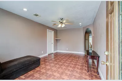 8002 Carolwood Drive, Houston, TX 77028 - Photo 9