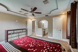 8002 Carolwood Dr, Houston, TX 77028 - Photo 17