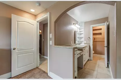 8002 Carolwood Drive, Houston, TX 77028 - Photo 19