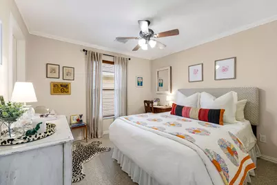 1307 Nashua Street #B, Houston, TX 77008 - Photo 9