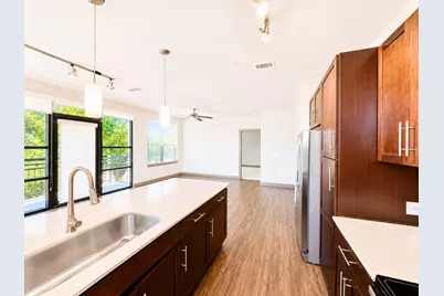 2910 Milam St Street #1130, Houston, TX 77006 - Photo 5