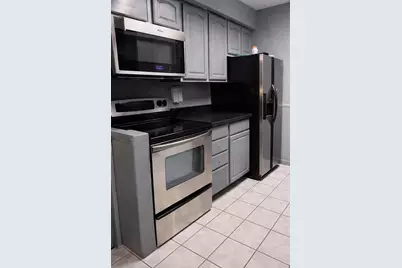 18519 Egret Bay Boulevard #1503, Webster, TX 77058 - Photo 3