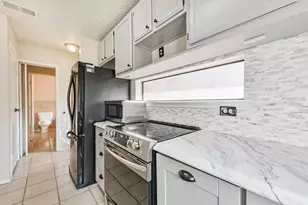 200 Fountain Lake W, Livingston, TX 77351 - Photo 13