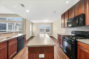 22722 Canyonback Ct, Spring, TX 77373 - Photo 3