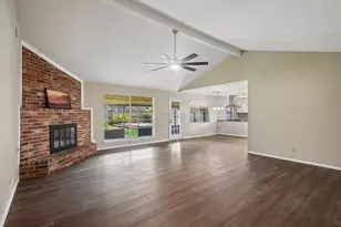 10422 Rocky Hollow Rd, La Porte, TX 77571 - Photo 25
